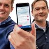 Die Gründer mit ihrer App, mit der man kostenlos ein Ticket für die Rheinbahn in Düsseldorf erhält, wenn man dafür Werbevideos schaut